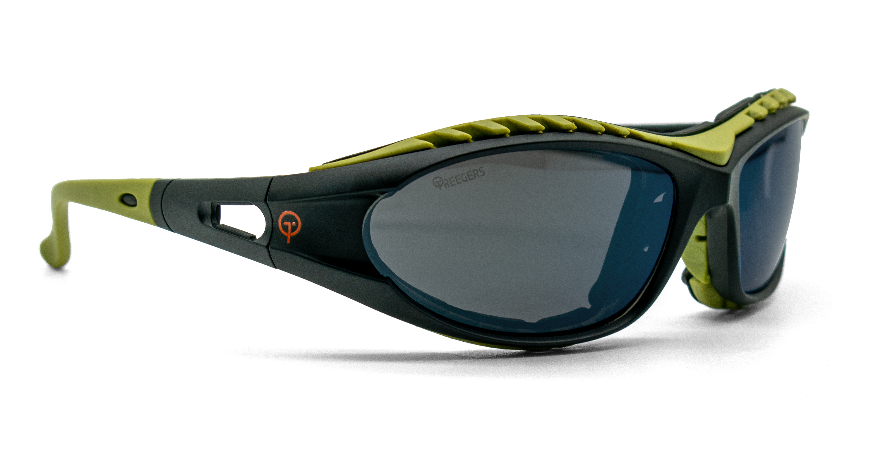 LED PROTECTIVE EYEWEAR